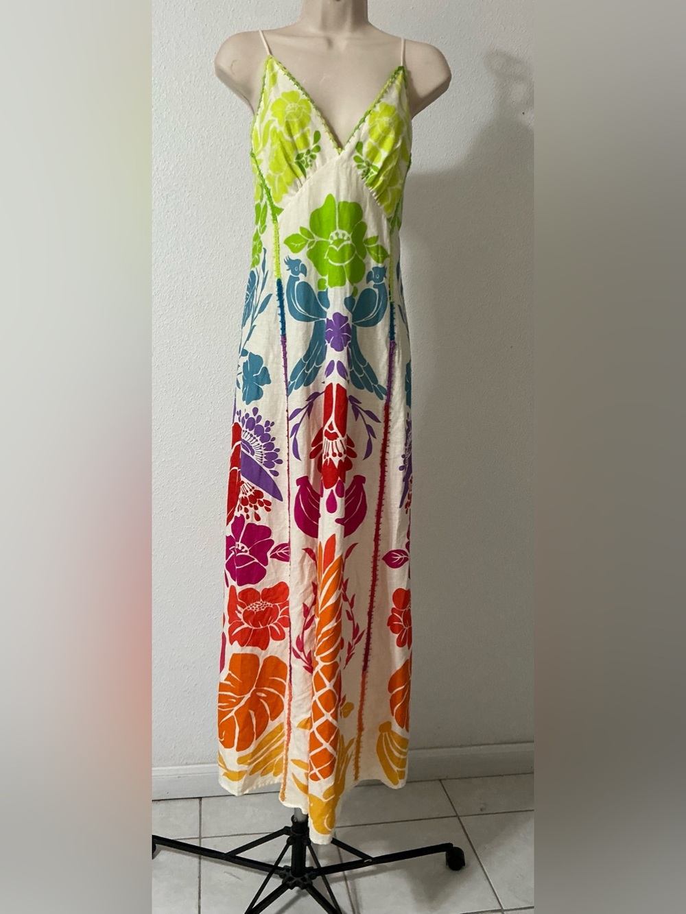 NWT FARM Rio Tropical Graphic Placed Maxi Dress Size XS - Picture 4 of 16